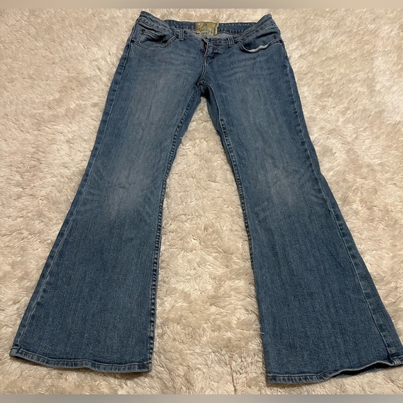 American Rag Cie Women's Size 7 S Blue Flare Legged Jeans EUC - Picture 1 of 9